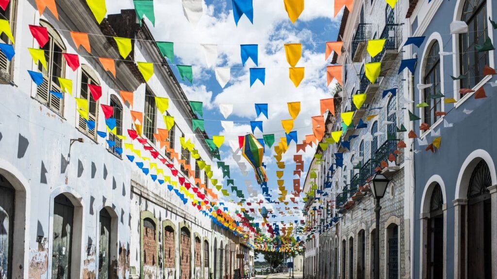 turismo no nordeste dispara e moradores sentem o impacto!