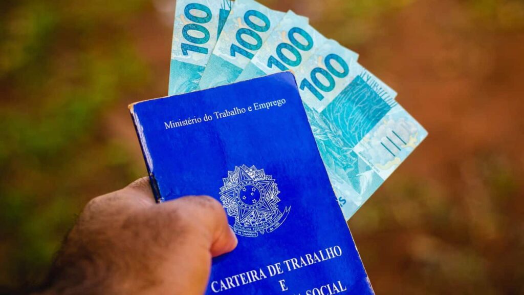 Mudanças nas regras de trabalho em feriados e domingos em julho