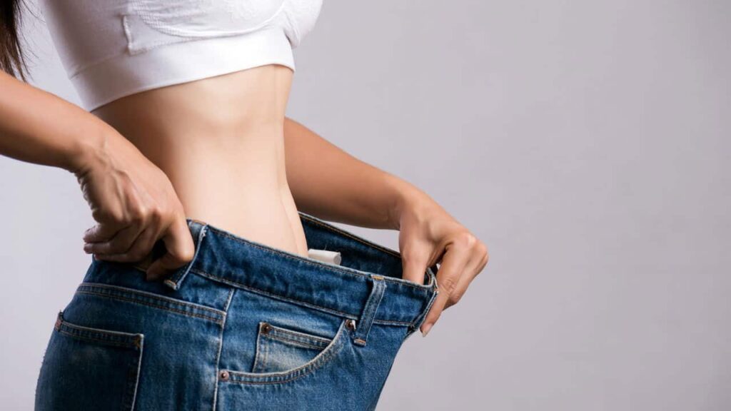 Cinco hábitos fáceis para eliminar a gordura abdominal, segundo especialistas -