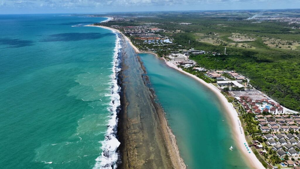 Litoral pernambucano tem paraíso de piscinas naturais -