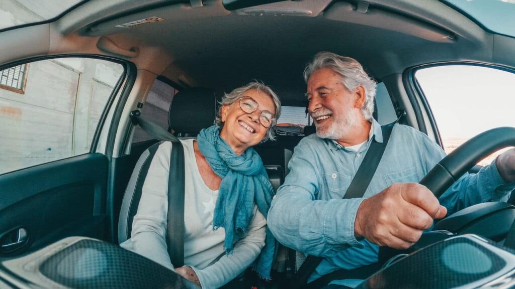 Nova lei pode facilitar compra de carros com desconto para idosos -