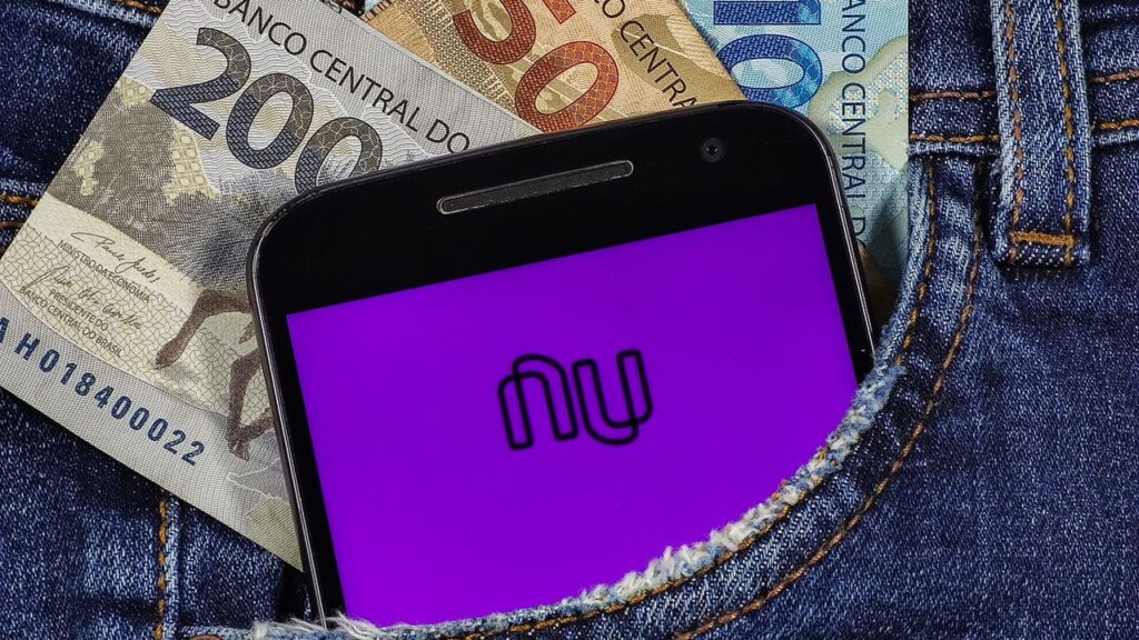 Investimento de 50 mil e 1 mil mensais nas caixinhas Nubank -