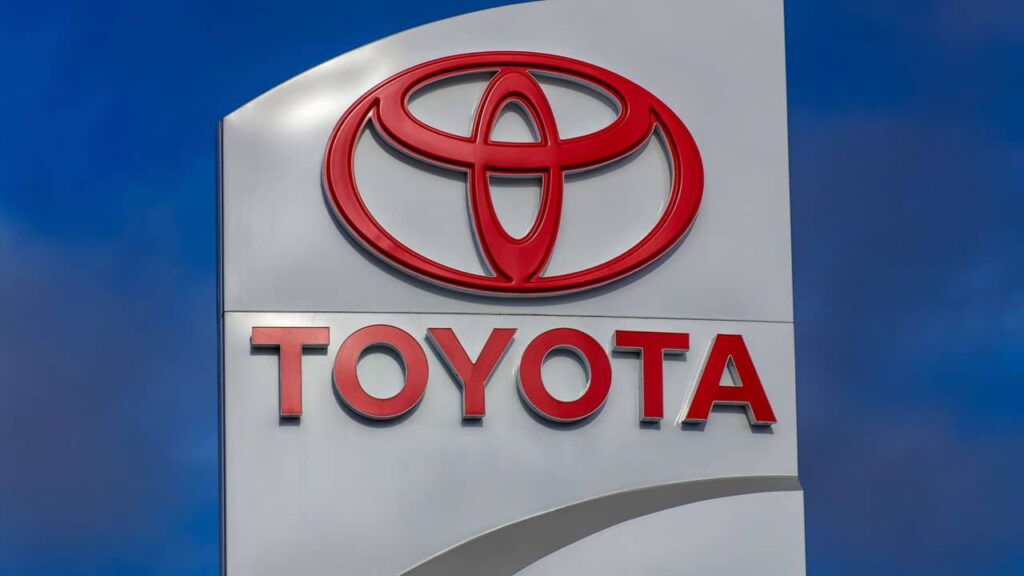 Toyota eleva preço em R$ 8.500 com ajuste em modelo conhecido -