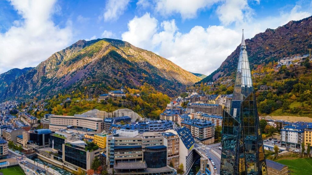 Turismo: conheça os 15 destinos mais lotados do mundo -