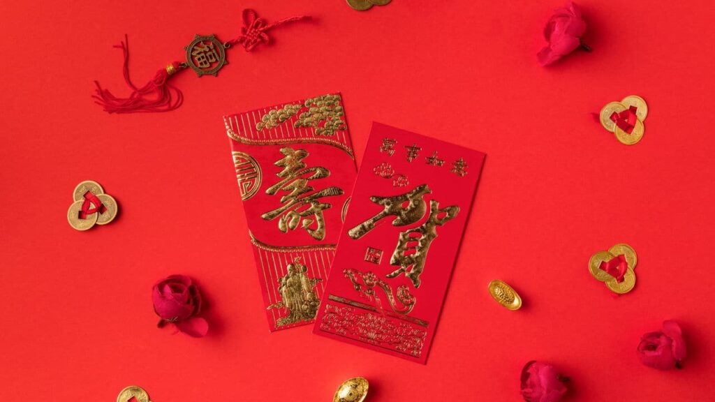 O significado do envelope vermelho chinês revelado -