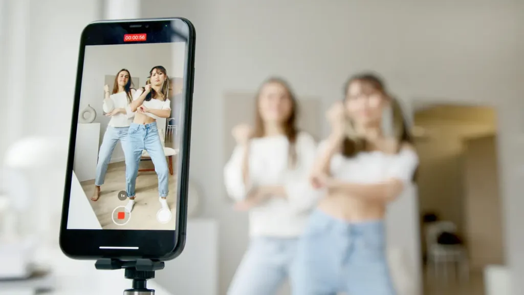 O impacto das redes sociais na saúde mental dos jovens