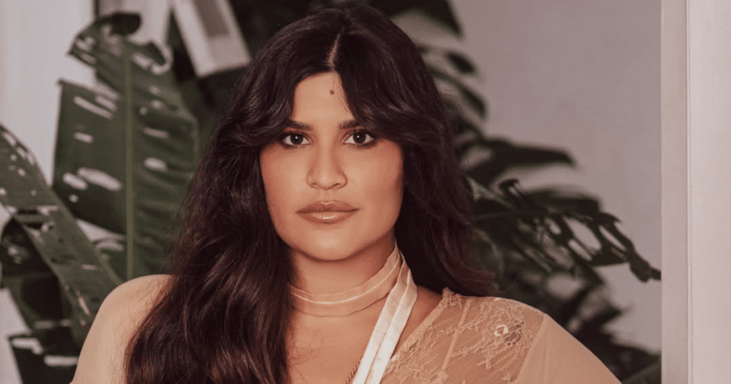 Giulia Costa revela ter sofrido violência doméstica de ex-namorado