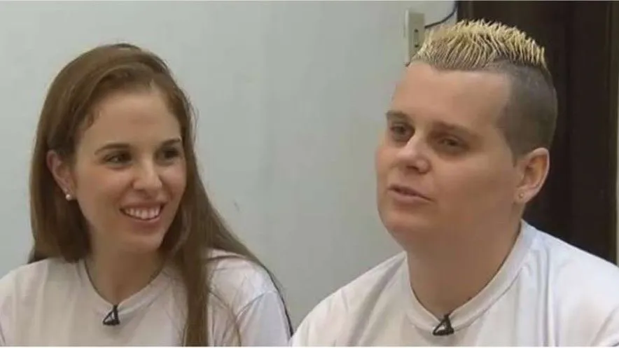 Briga entre Suzane e Sandrão por presente de Gugu em Tremembé