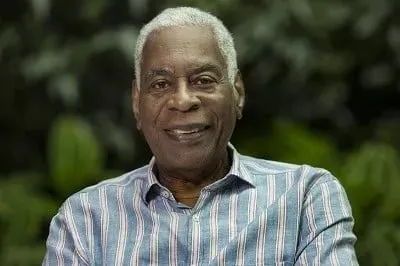 Morre Haroldo Costa, ator e jurado do Estandarte de Ouro, aos 95