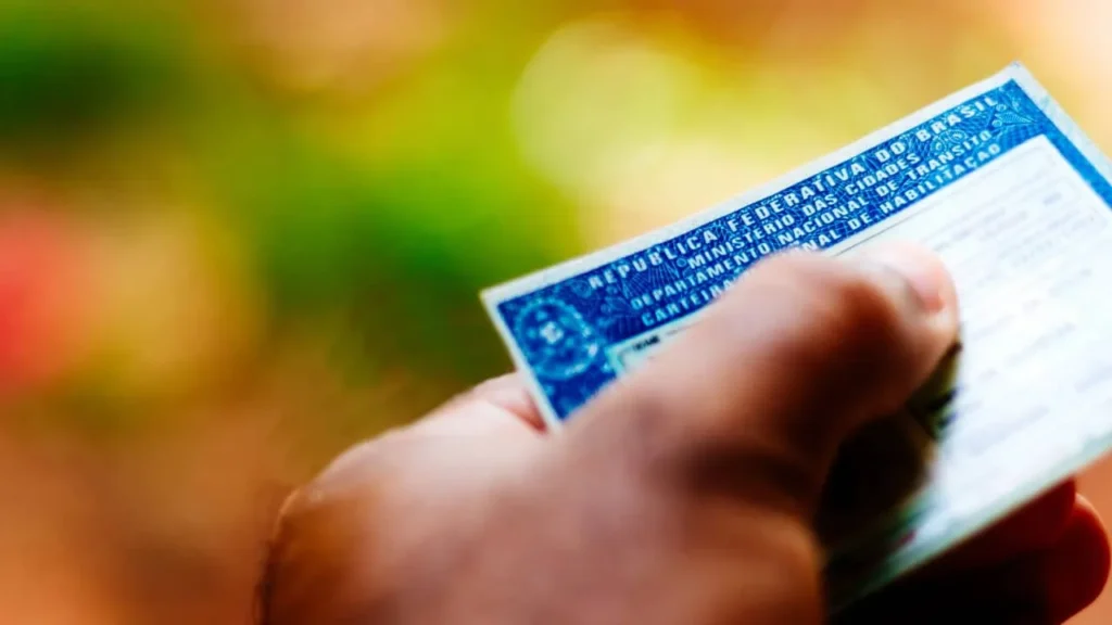 CNH gratuita chega a estado e transforma a vida de 3 mil motoristas