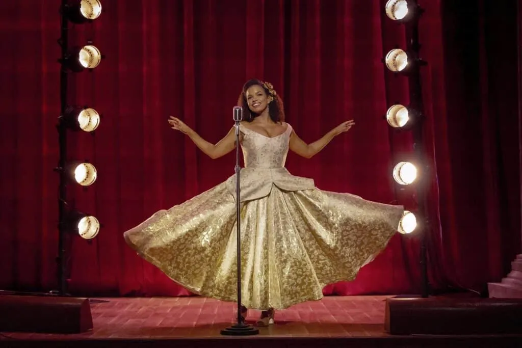 Resumo de Êta Mundo Melhor!: flagra e furto de joias na trama