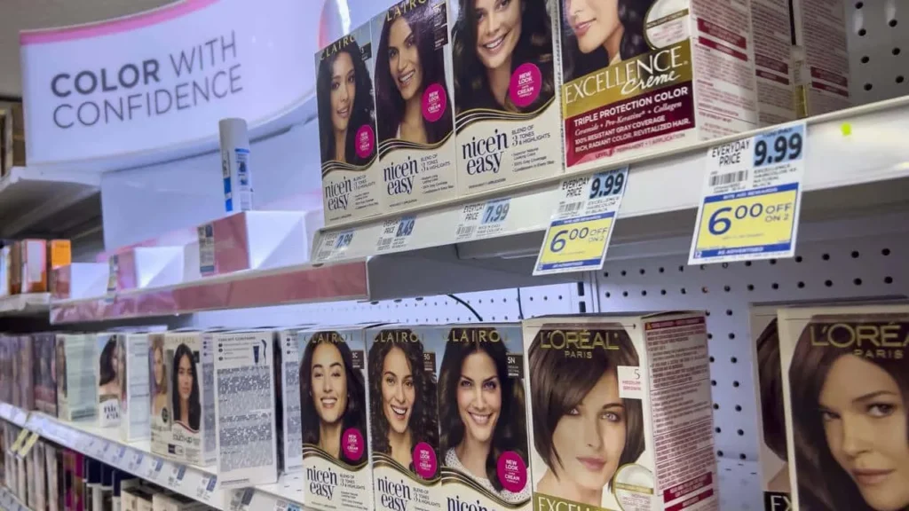 Sete tintas acessíveis para cobrir fios brancos em 2026