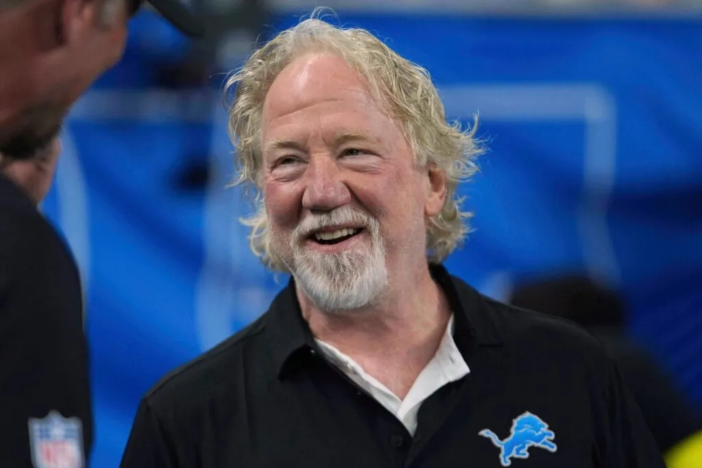 Timothy Busfield enfrenta acusação de abuso sexual infantil