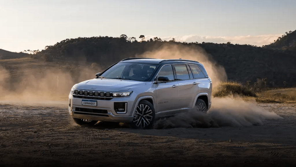 Carros elétricos e híbridos com bônus de até R$ 50 mil em 2026