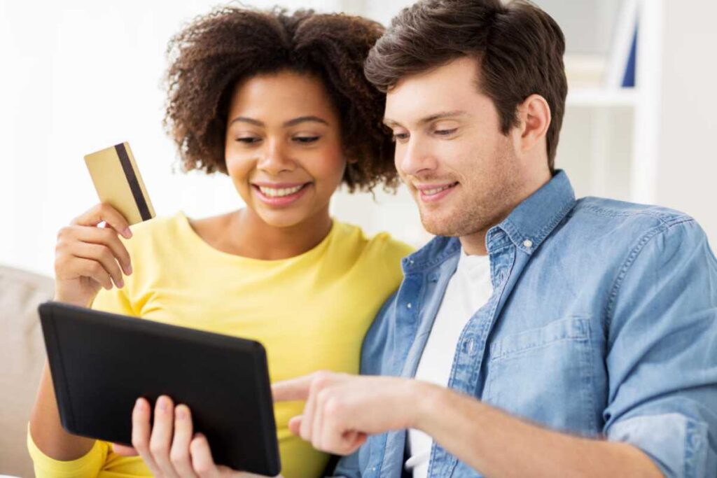 Como os serviços financeiros digitais vêm transformando a relação dos brasileiros com o dinheiro