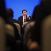 Japão critica China em fórum de segurança