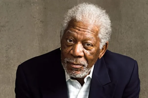 Morgan Freeman admite aceitar filmes ruins por bom cachê