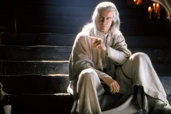 Christopher Lambert desmaia em evento com fãs nos EUA